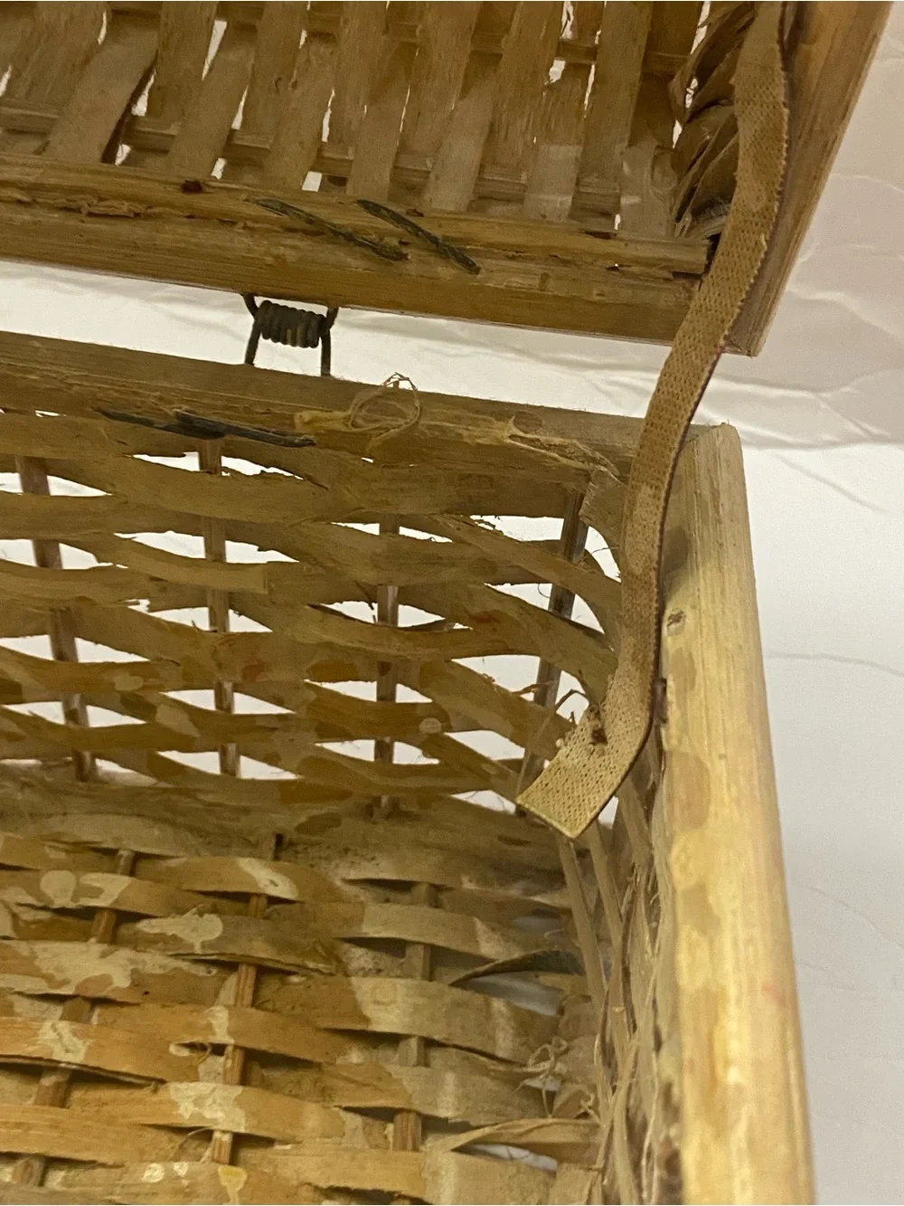 Natural Woven Rattan Storage Basket - Tan chest hand made hinges collection